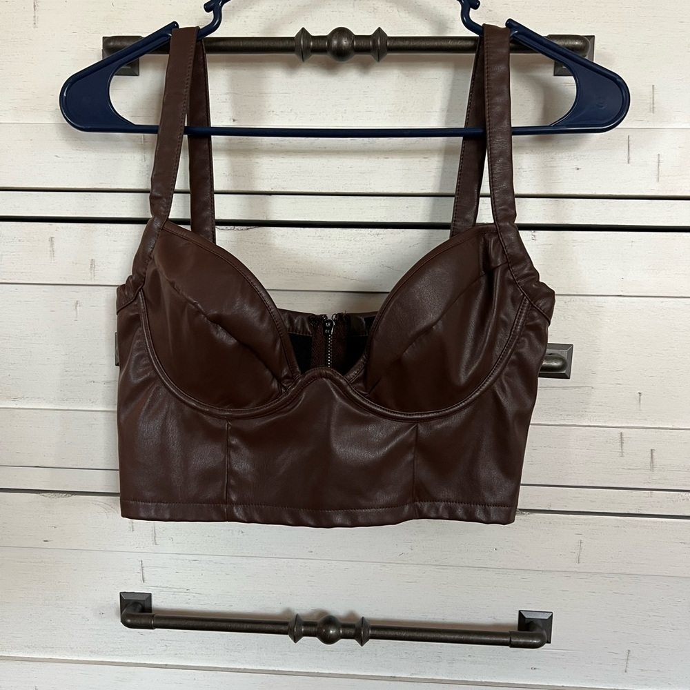 Leather top - Picture 4 of 7